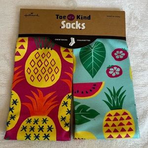 Toe of a Kind Novelty Crew Socks